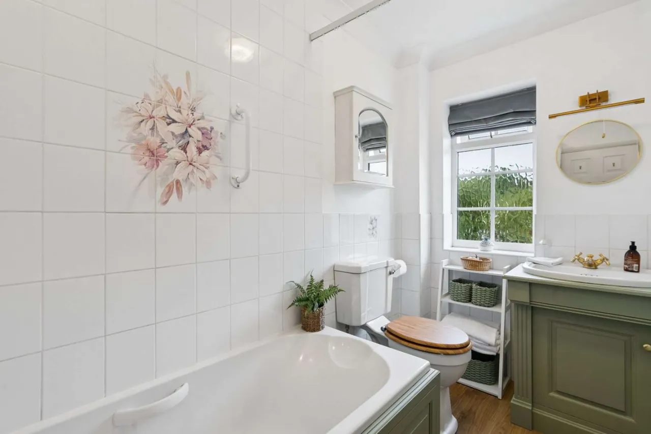 Chilcote Lane, Little Chalfont, HP7, photo 15