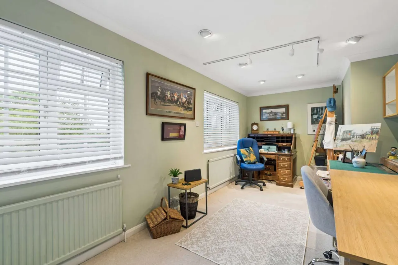 Chilcote Lane, Little Chalfont, HP7, photo 9