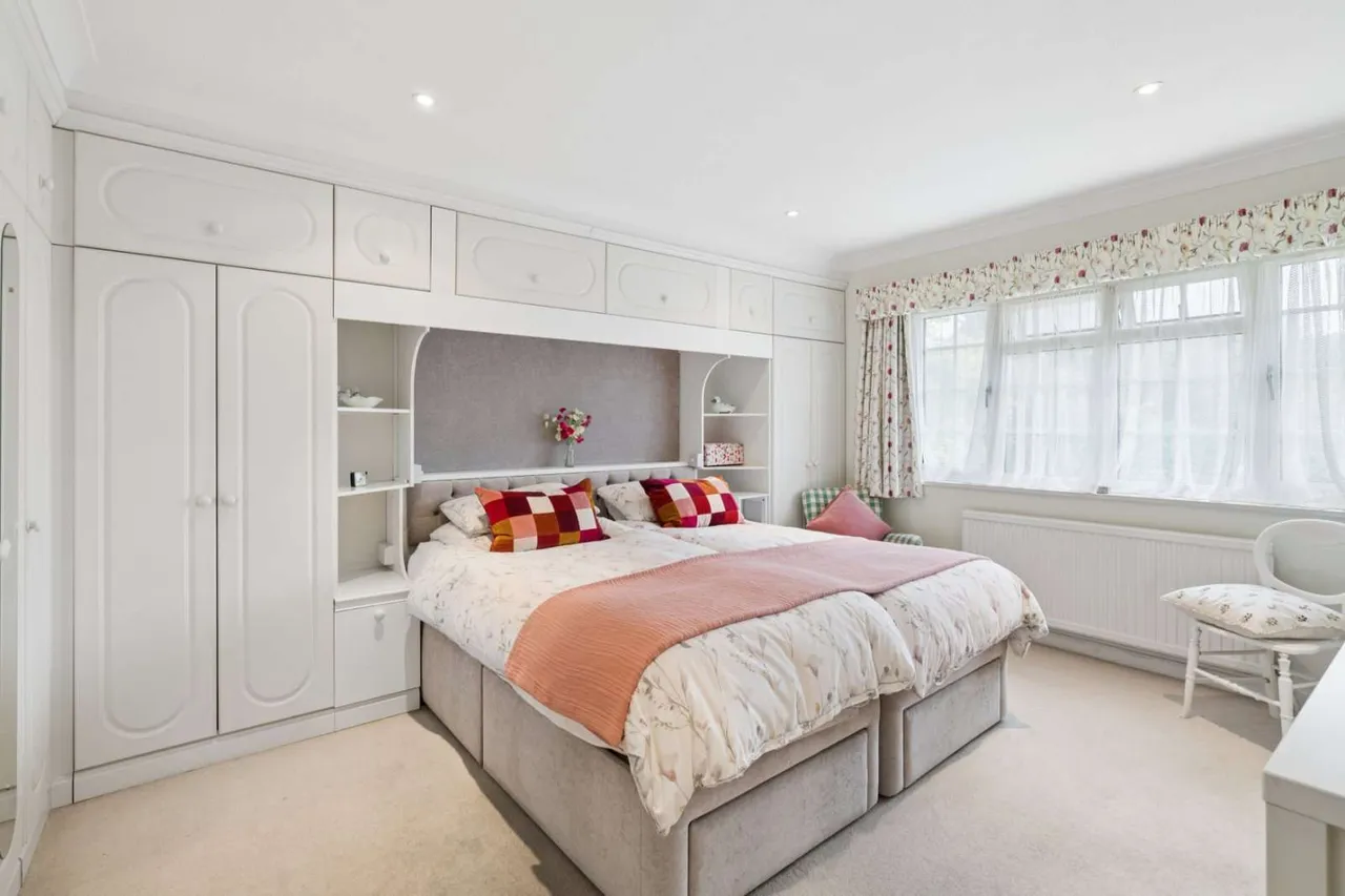 Chilcote Lane, Little Chalfont, HP7, photo 11