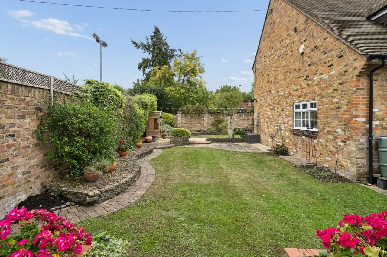 Chilcote Lane, Little Chalfont, HP7, photo 18