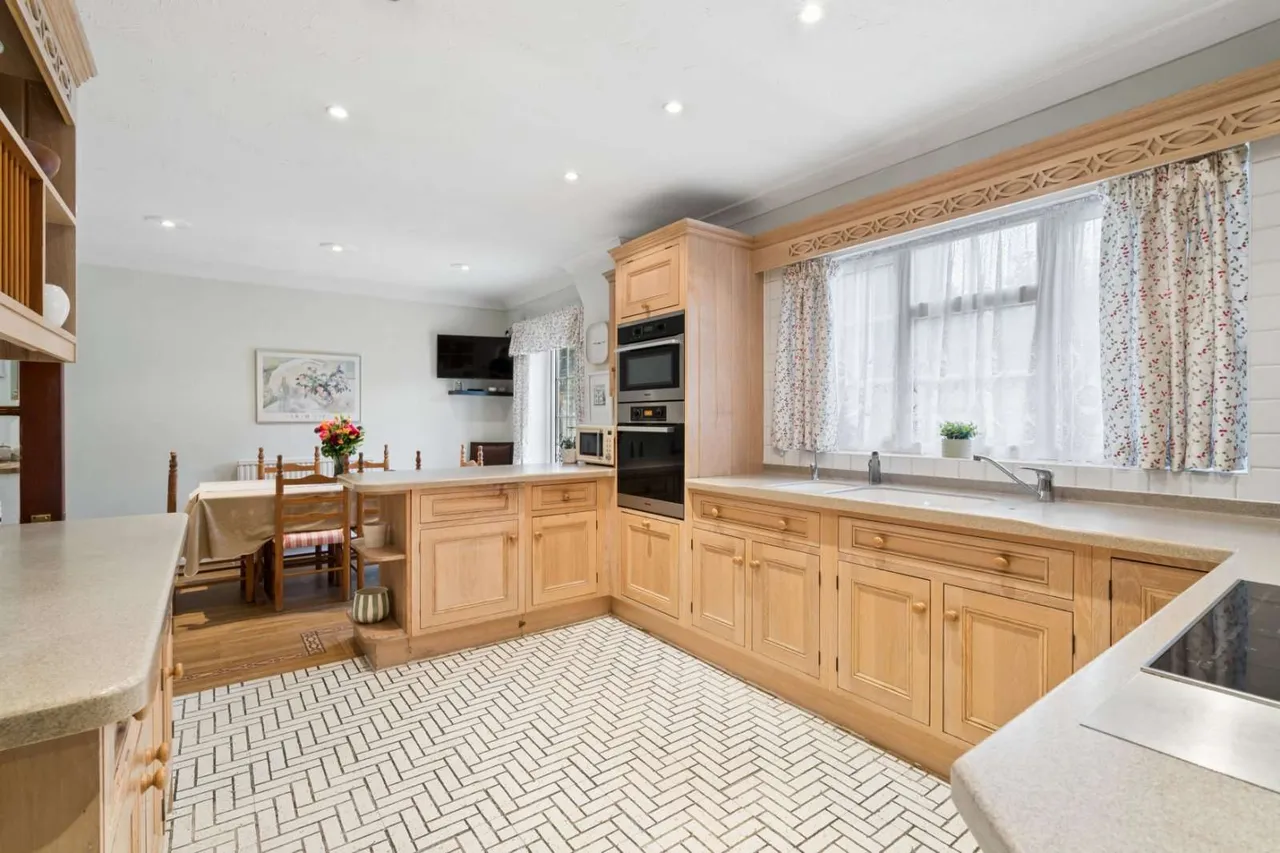 Chilcote Lane, Little Chalfont, HP7, photo 2