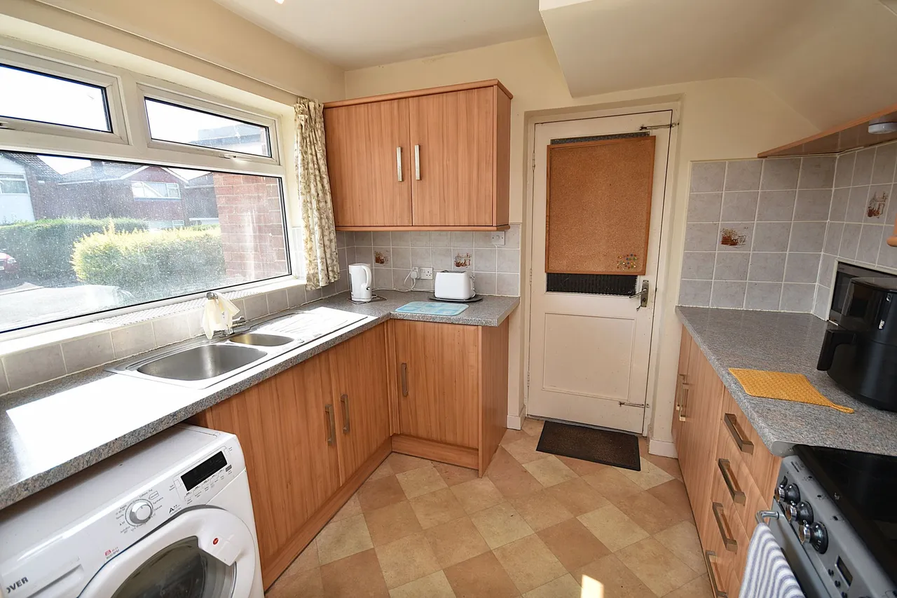 Arley Close, Macclesfield, photo 7
