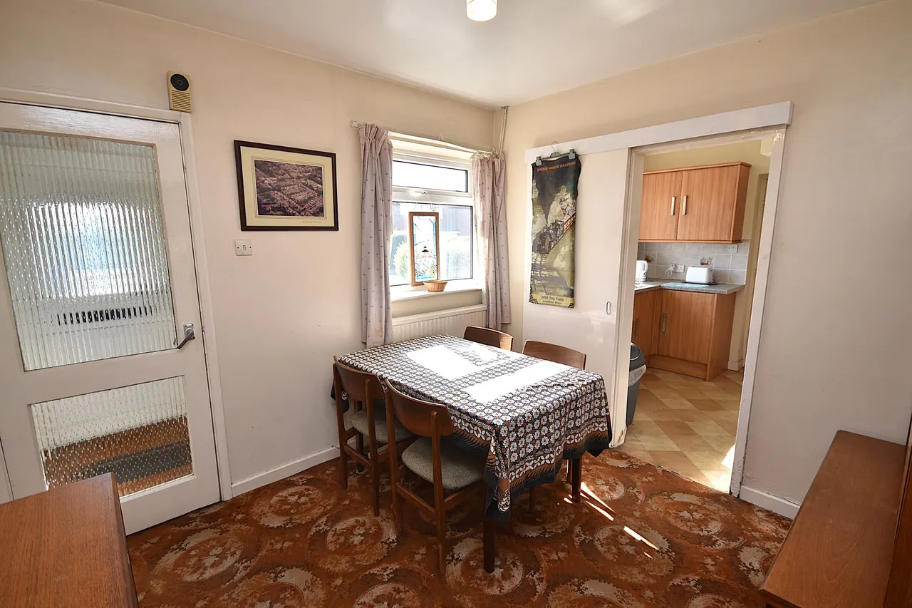 Arley Close, Macclesfield, photo 6