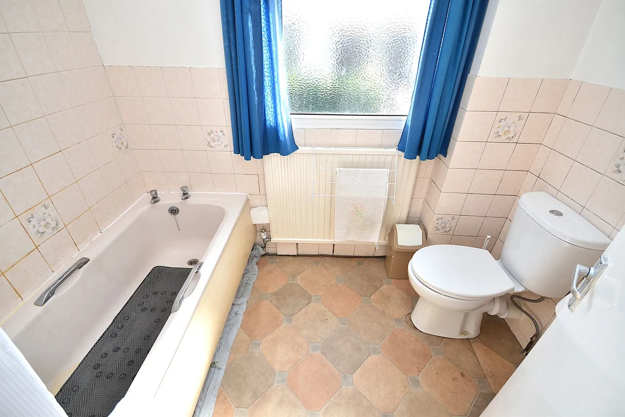 Arley Close, Macclesfield, photo 11