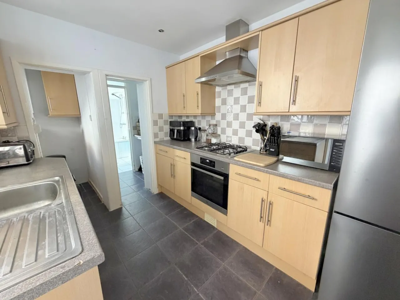 Garland Road, BH15, photo 3
