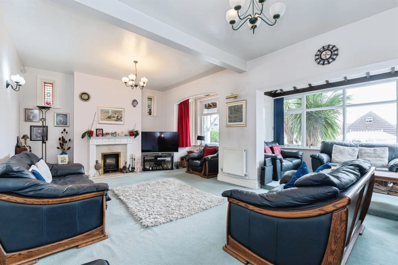 Kingswell Road, Bournemouth, BH10, photo 3