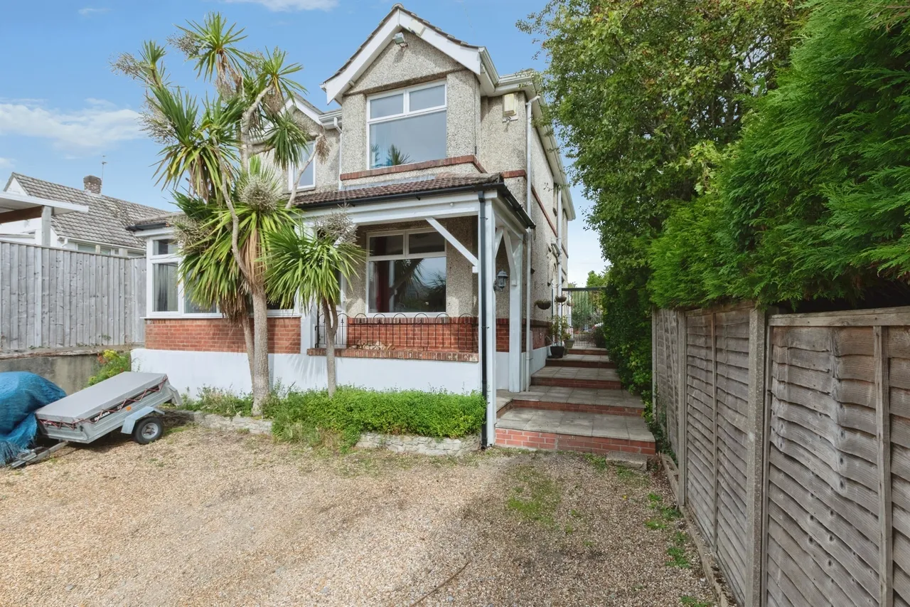 4 bed house for sale, Kingswell Road, Bournemouth, BH10