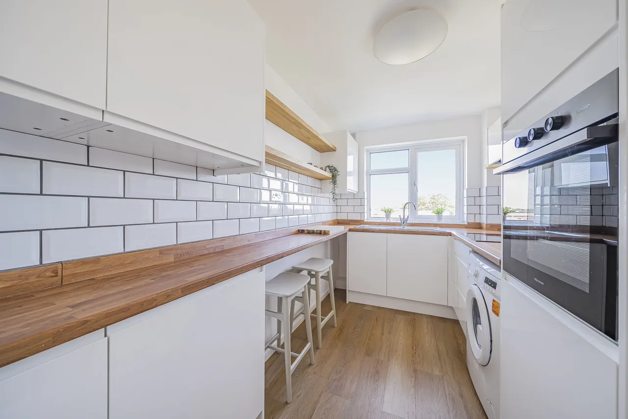 Belle Vue Road, Bournemouth, BH6 3BG, photo 4