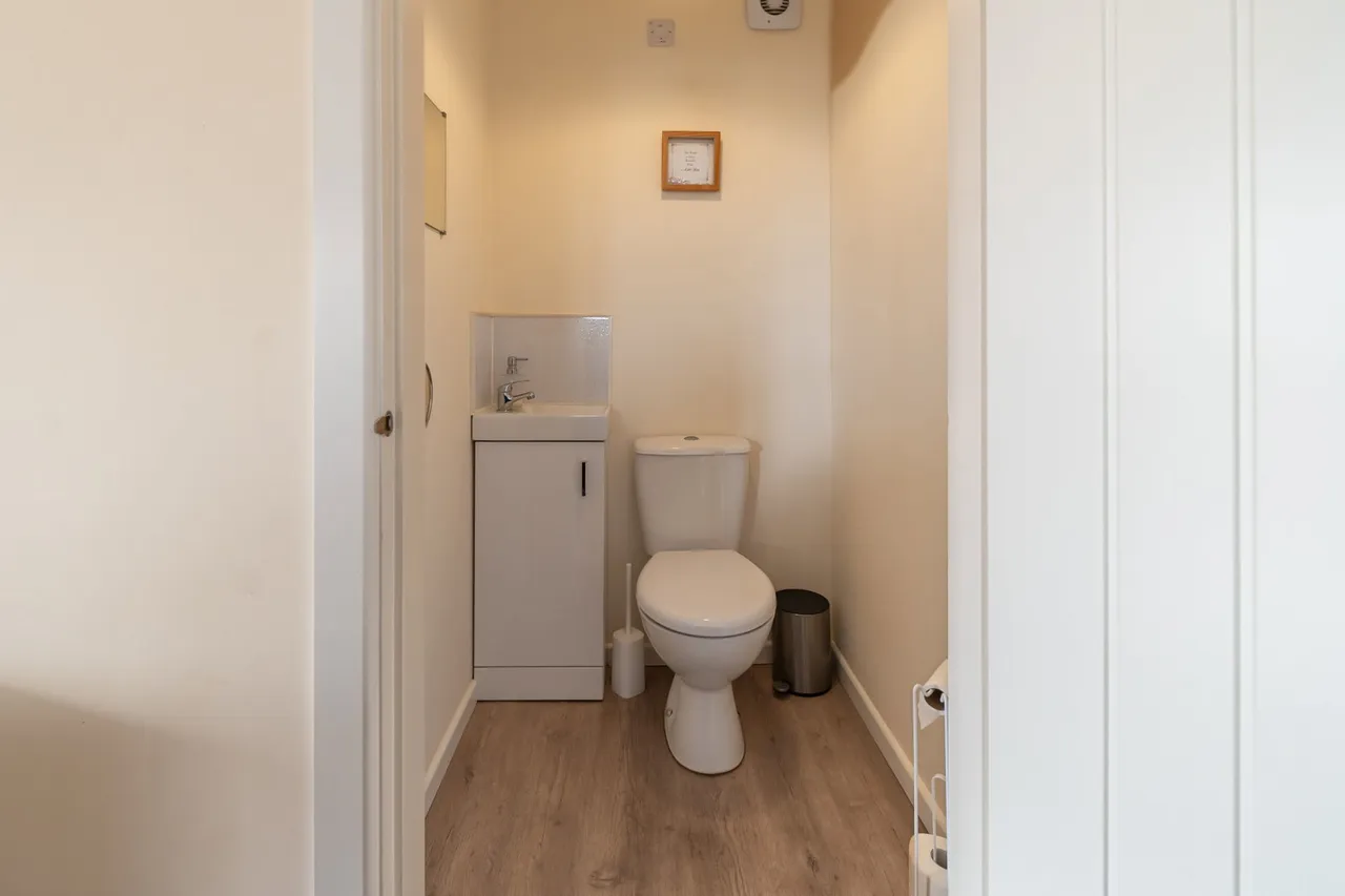Main Road, Maltby Le Marsh, LN13, photo 26