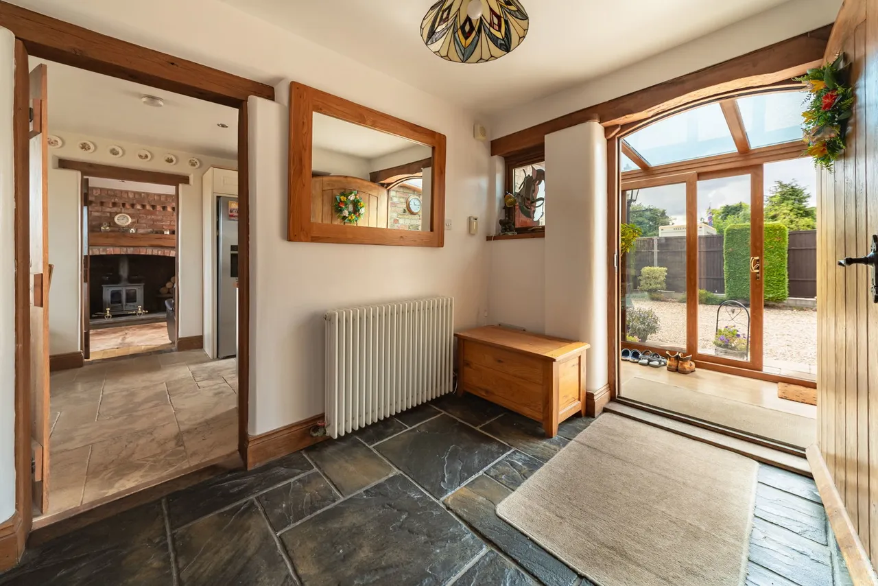 Main Road, Maltby Le Marsh, LN13, photo 5