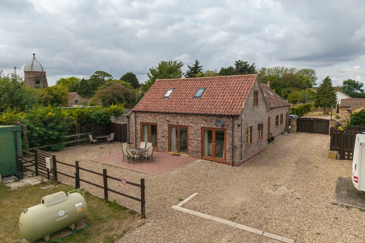 Main Road, Maltby Le Marsh, LN13, photo 39