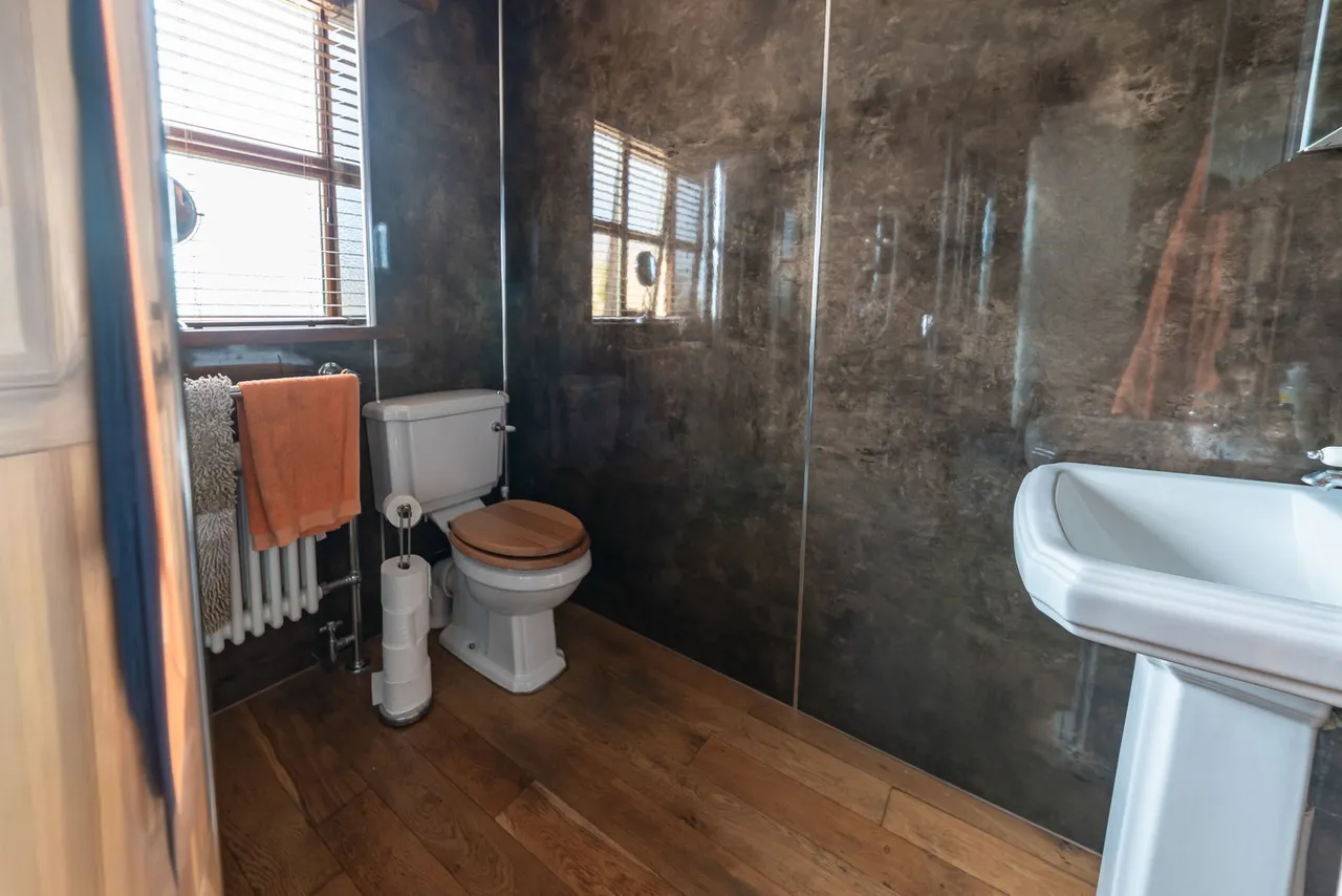 Main Road, Maltby Le Marsh, LN13, photo 16