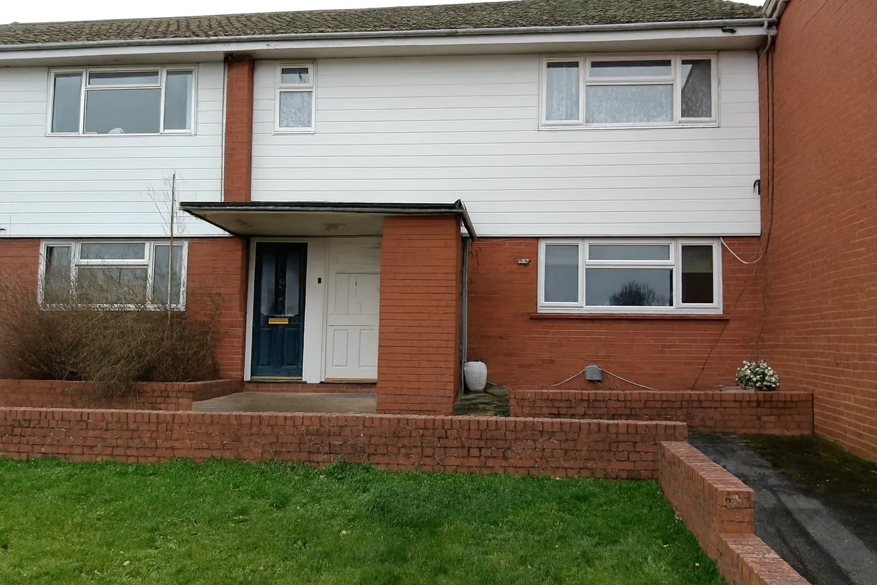 1 bed flat for sale — Murrell Road, Ash, Guildford, Surrey, GU12 6ST