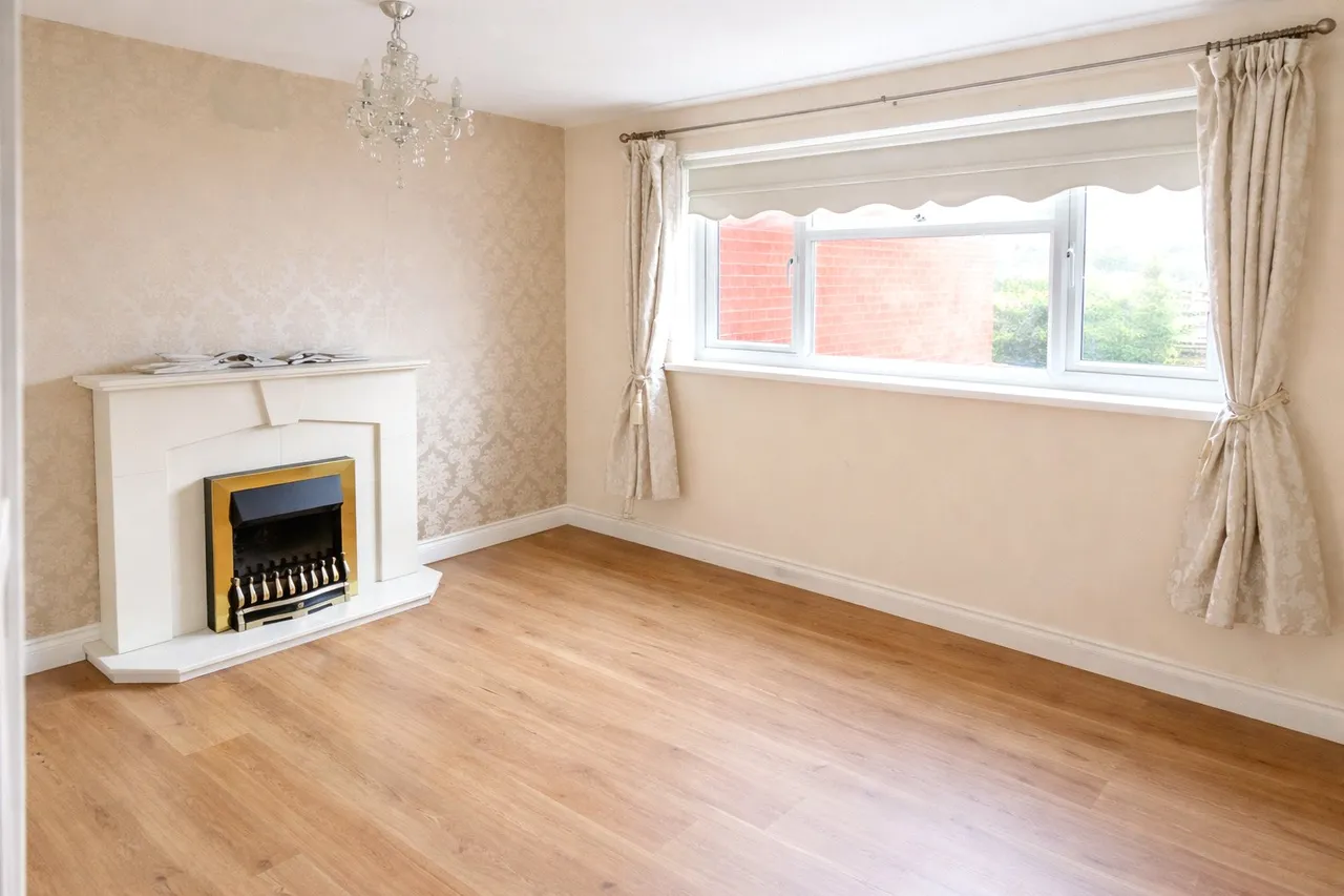 Murrell Road, Ash, Guildford, Surrey, GU12 6ST, photo 2