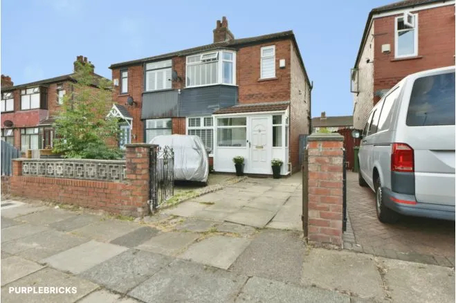 3 bed house for sale, Lewis Road, Manchester, M43