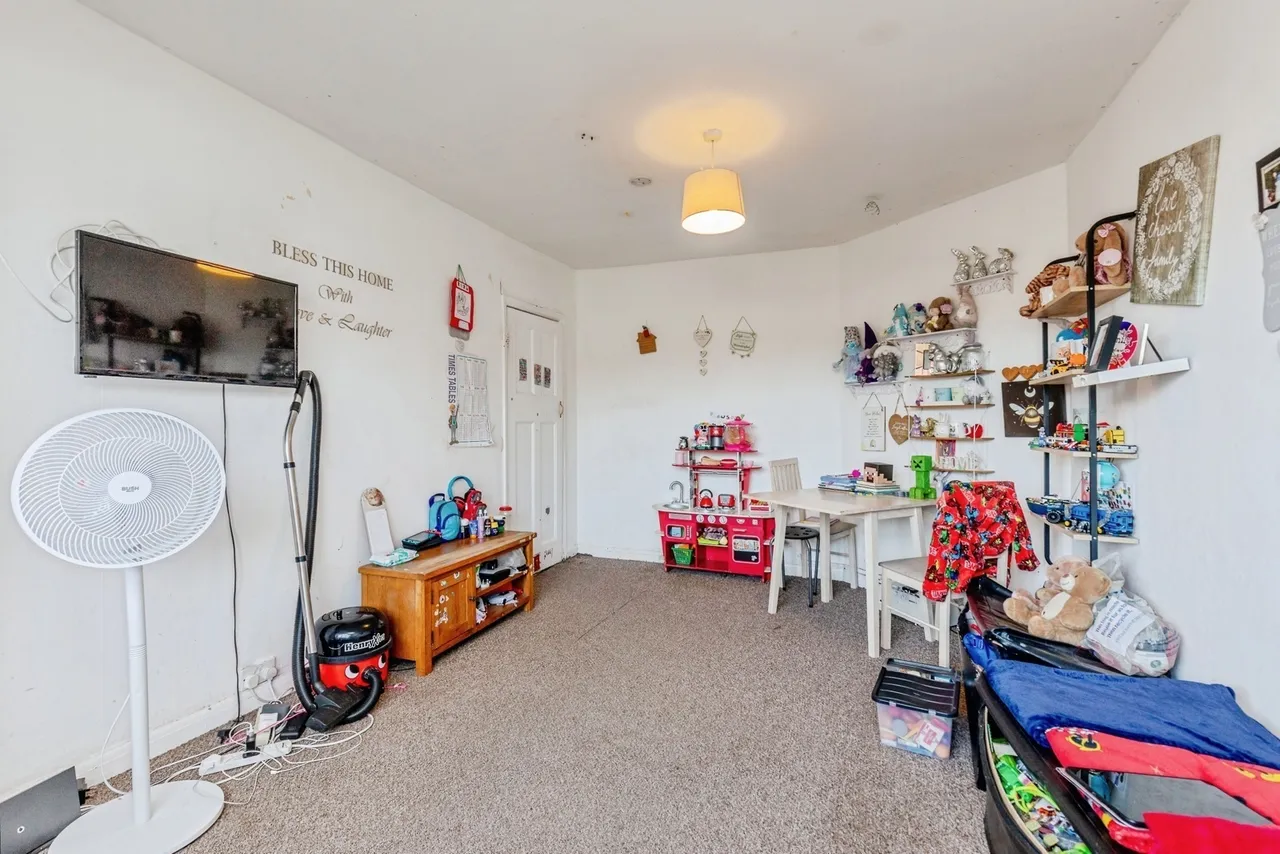 Gilda Close, Bristol, Somerset, BS14, photo 10
