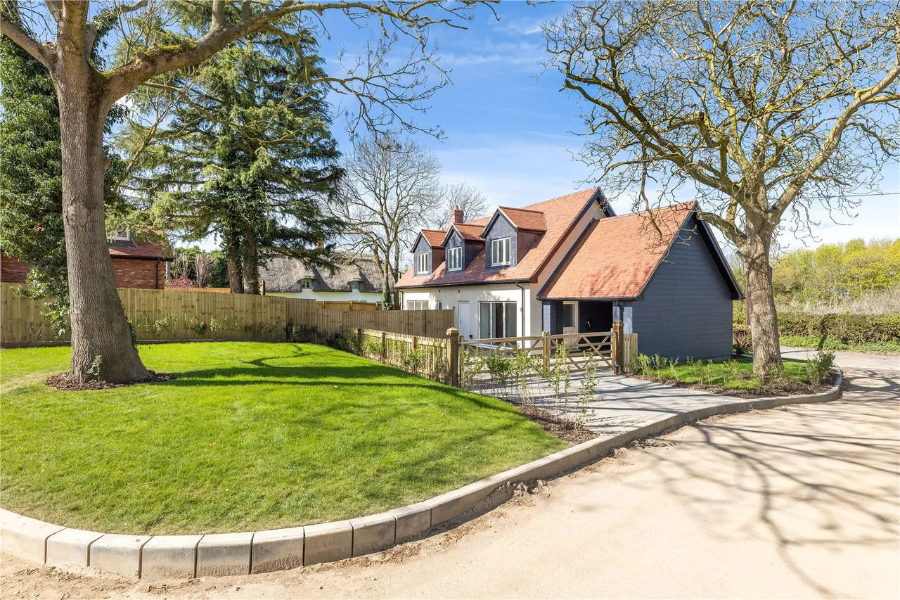 2 bed house for sale, West Croft, Heydon, SG8
