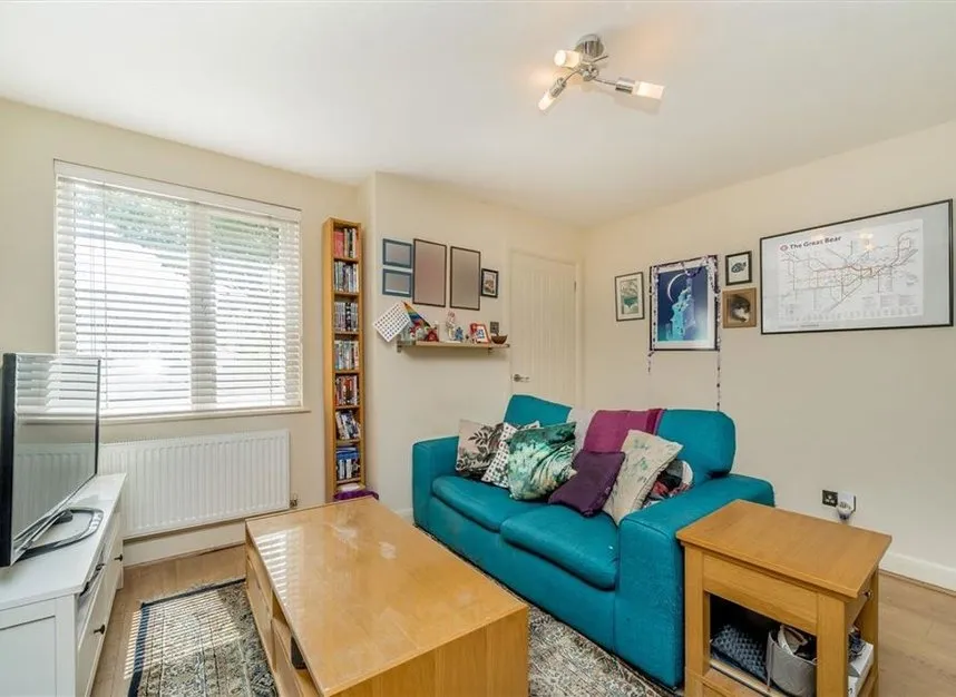 Peppermead Square, Ladywell, SE13, photo 6