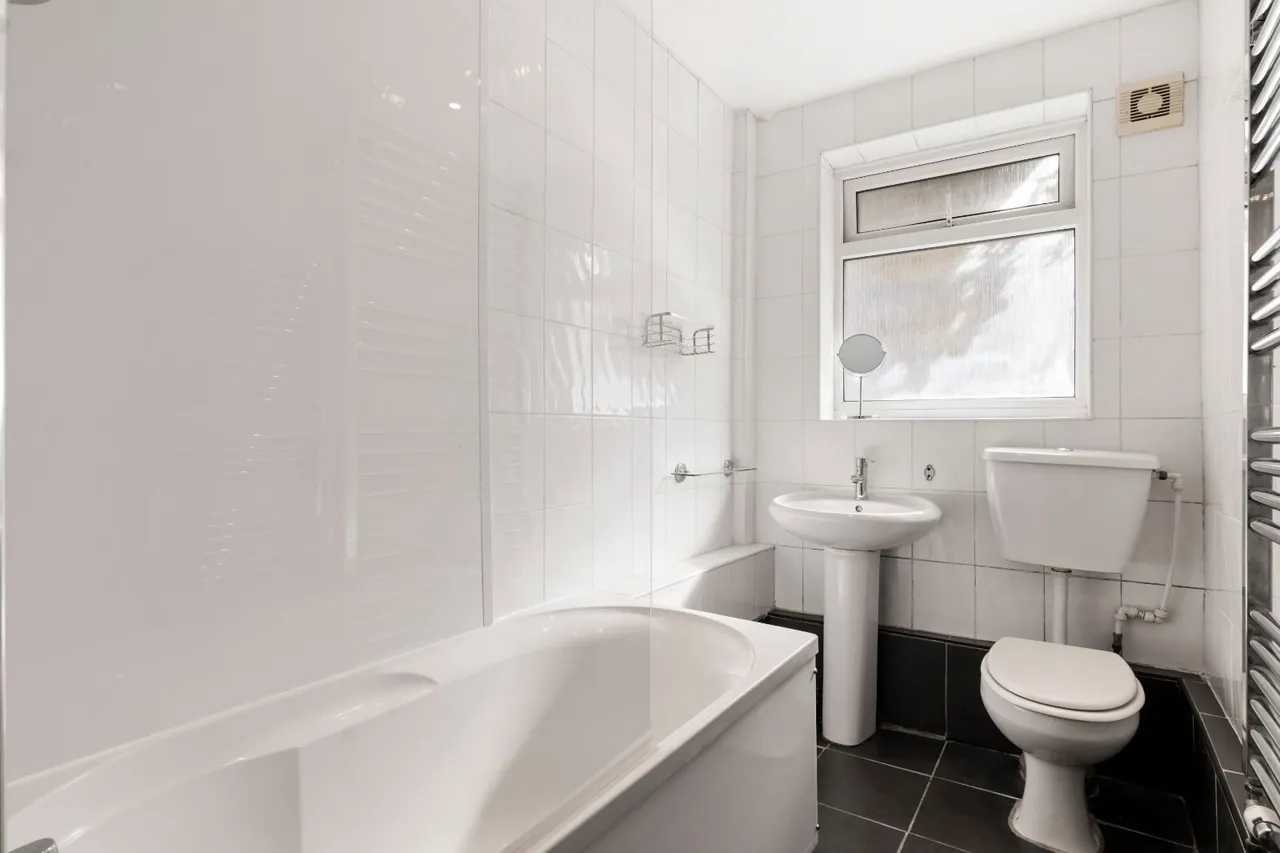 Offord Road, London, N1, photo 6
