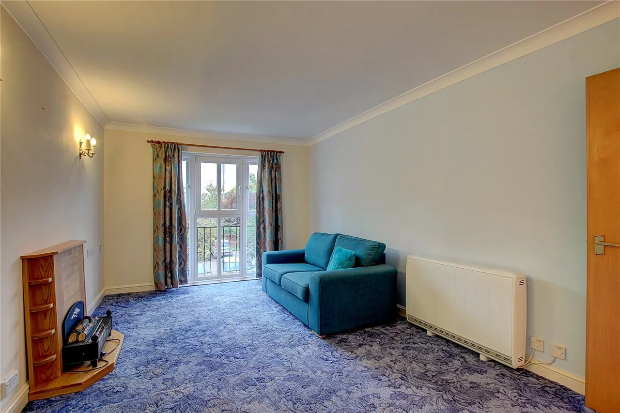 Kingfisher Court, Woodfield Road, Droitwich, WR9 8UU, photo 3