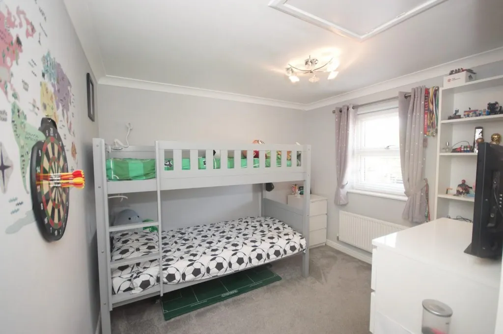 Cukow Close, Mawsley, photo 13