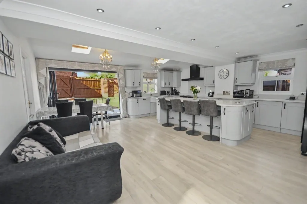 Cukow Close, Mawsley, photo 4