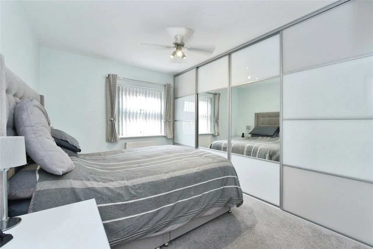 Bluebell Wood Lane, Sunnyside, Rotherham, South Yorkshire, S66, photo 12