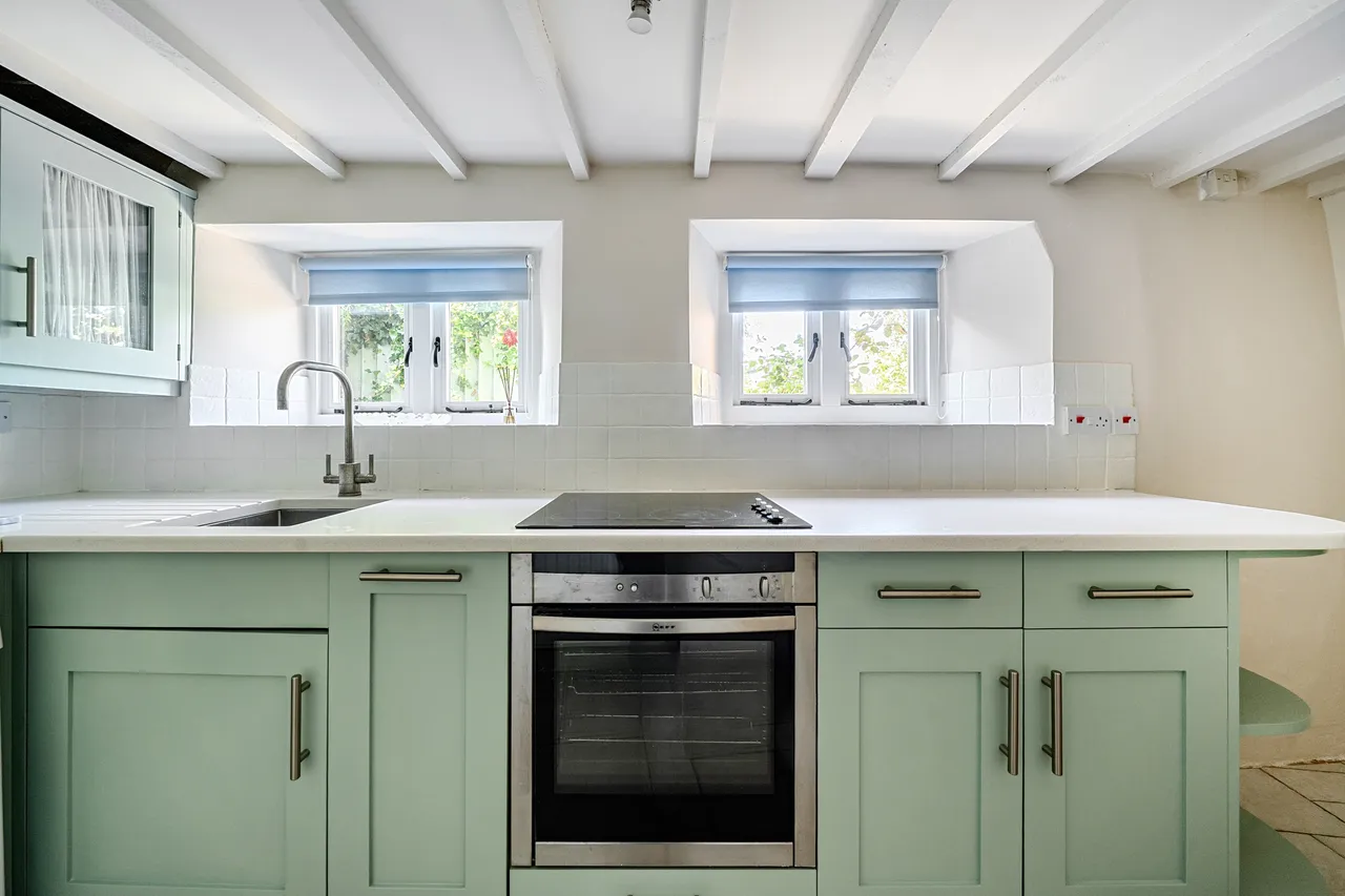 Hawke Lane, Bloxham, OX15, photo 9