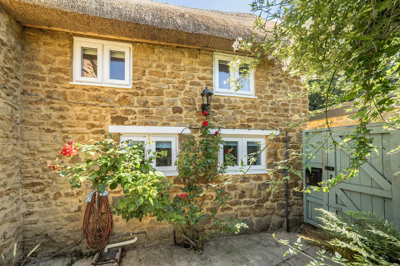 Hawke Lane, Bloxham, OX15, photo 8