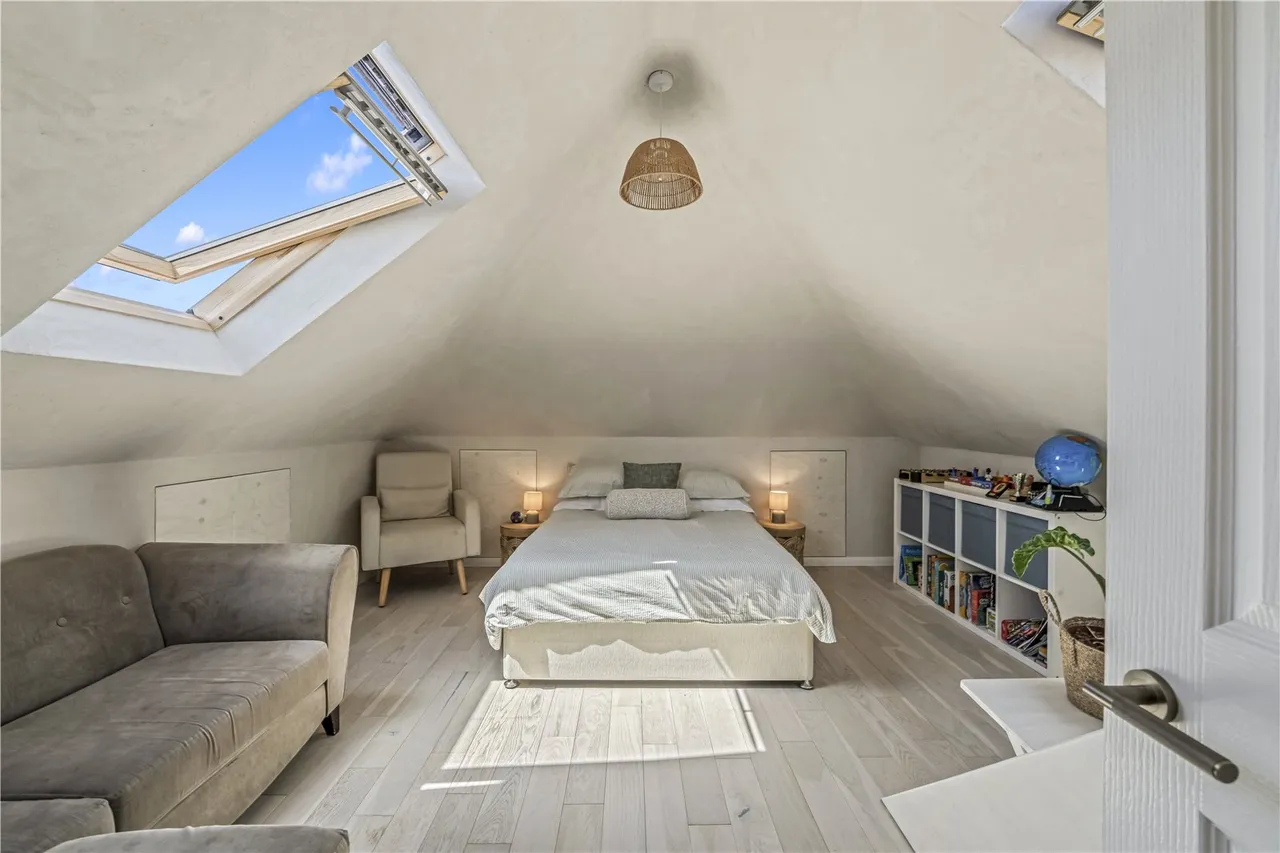 Hanworth Road, Hampton, TW12 3ED, photo 10