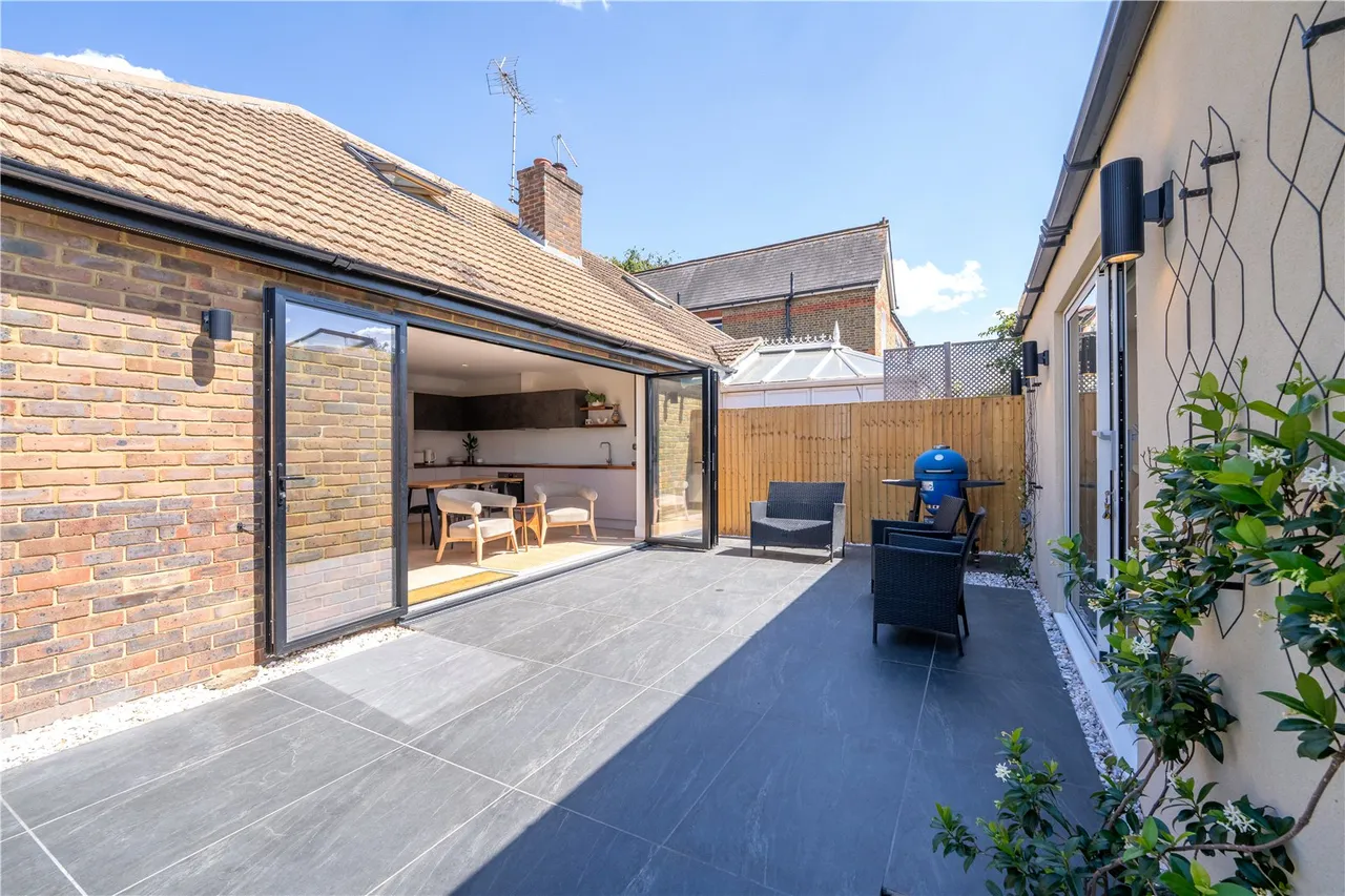 Hanworth Road, Hampton, TW12 3ED, photo 17