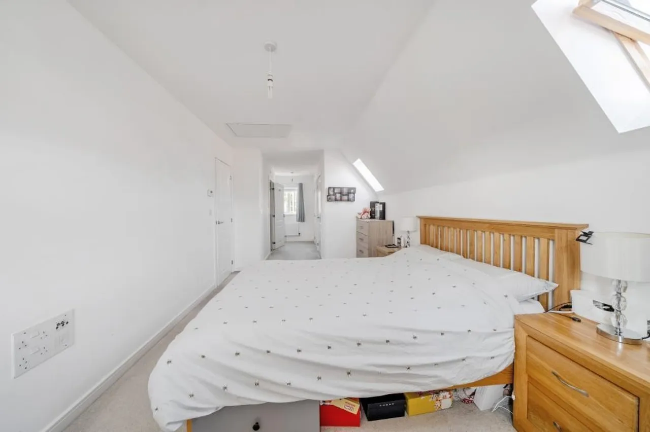 Thompson Way, Farnborough, GU14, photo 3
