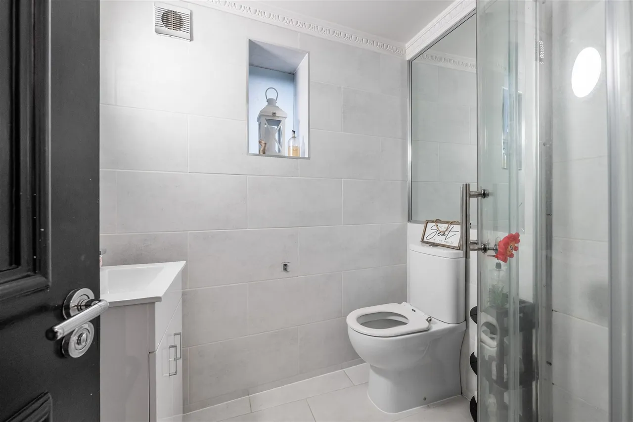 Claremont Terrace, Park, G3, photo 9