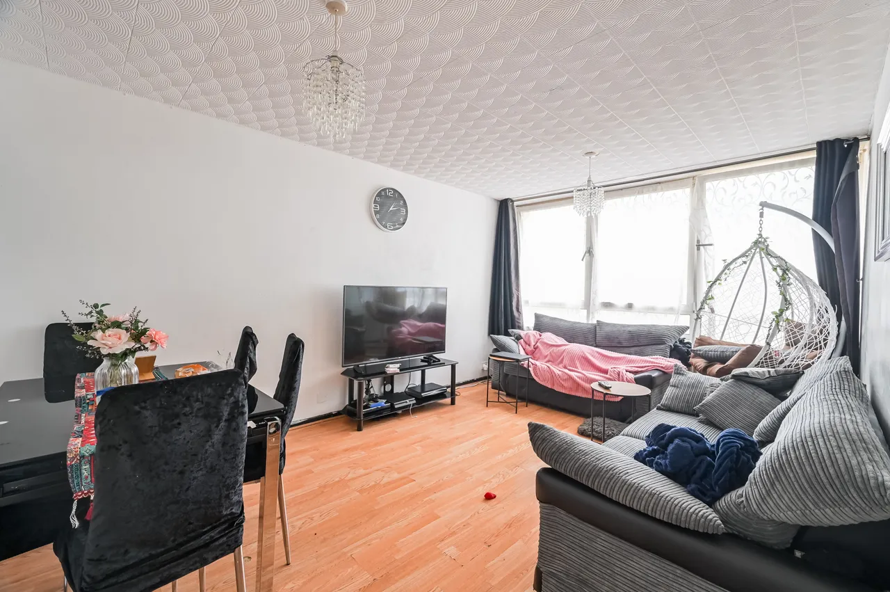 28 Tideway House, Strafford Street, London, photo 3