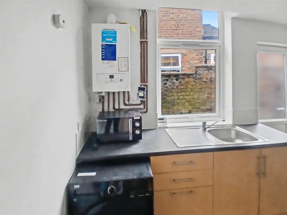 The Parkway, Stoke-On-Trent, ST1, photo 13