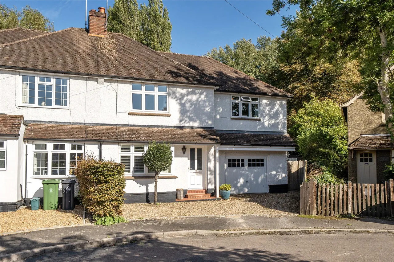 Poplar Avenue, Windlesham, Surrey, GU20 6PW, photo 22