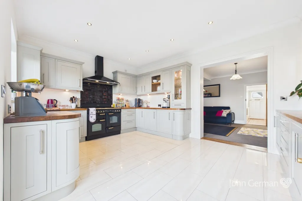 New Road, Uttoxeter, photo 8