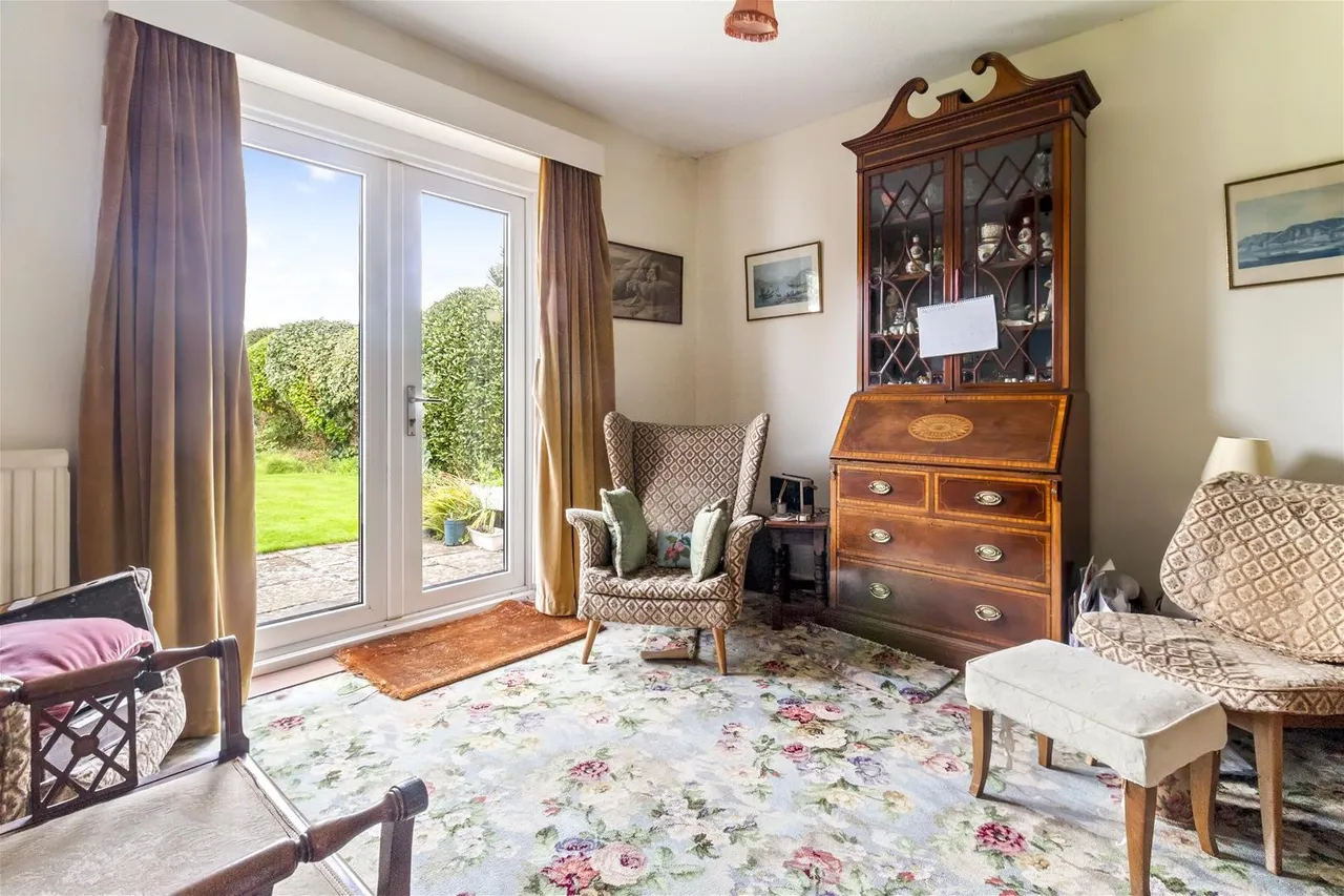 Midhurst Close, Ferring, photo 16