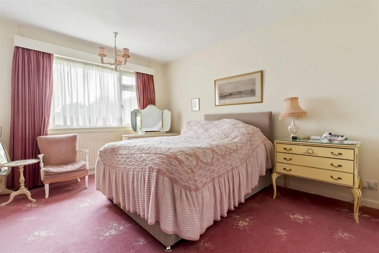 Midhurst Close, Ferring, photo 10