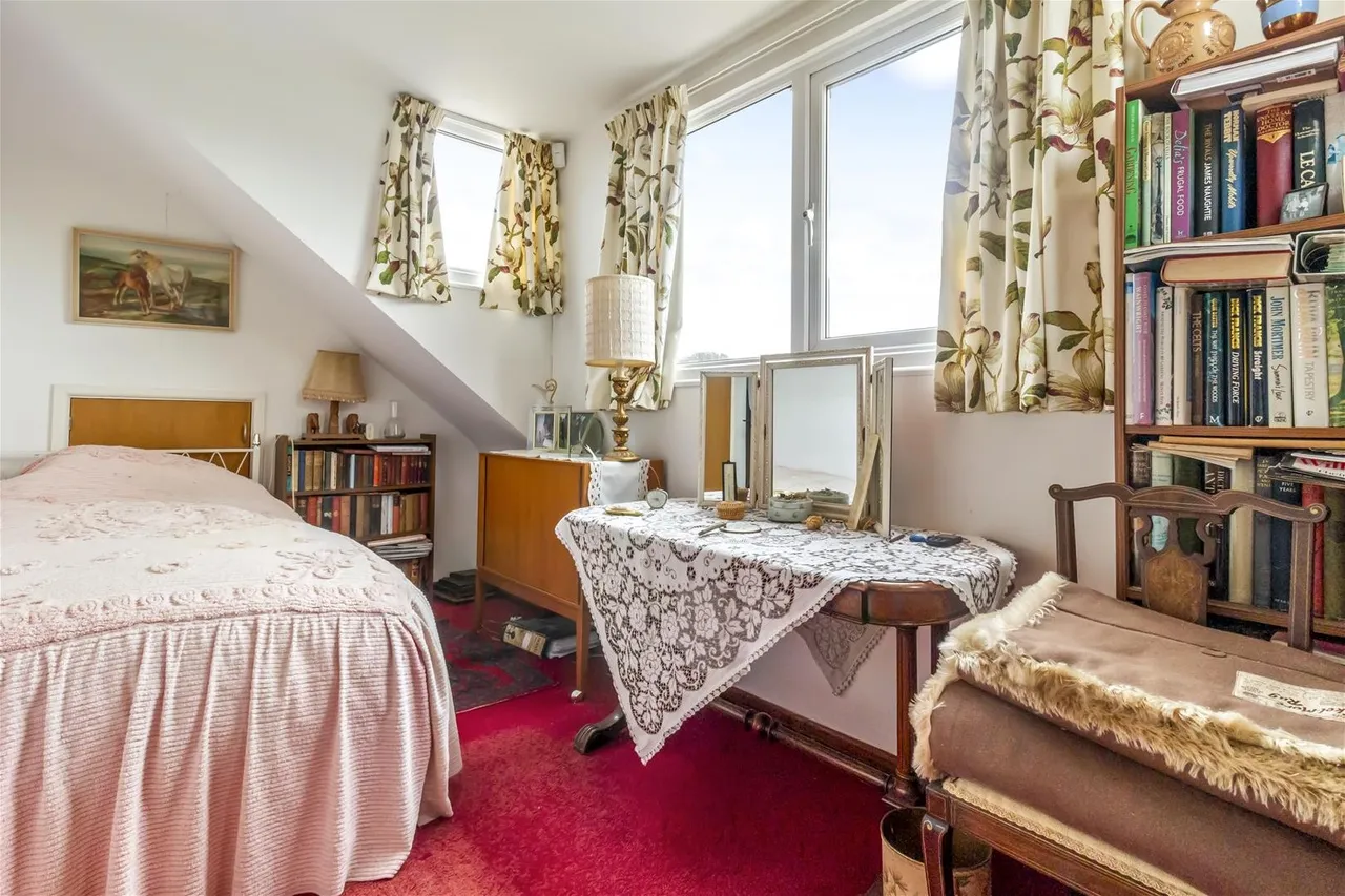 Midhurst Close, Ferring, photo 12