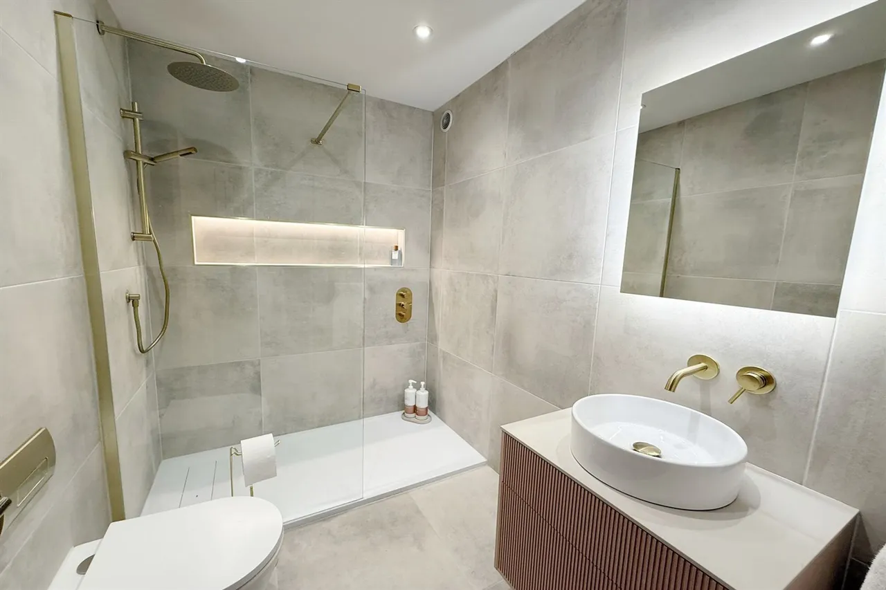 Ack Lane West, Cheadle, photo 9