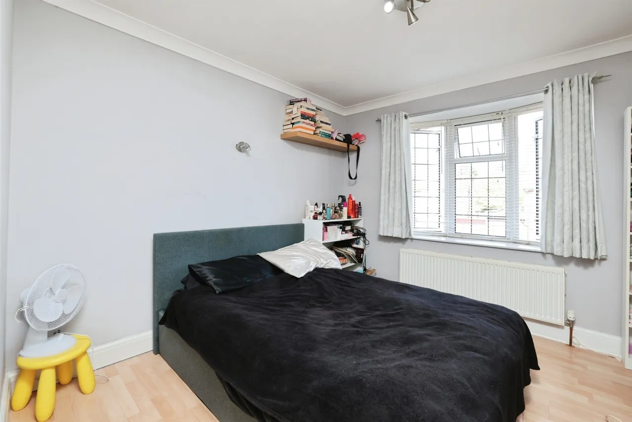 Biddenham Turn, Watford, WD25, photo 13