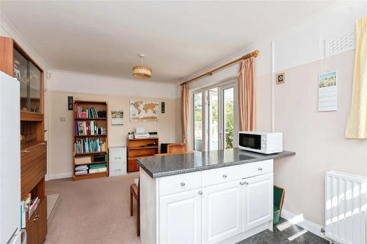 Hatch Lane, Old Basing, RG24, photo 9