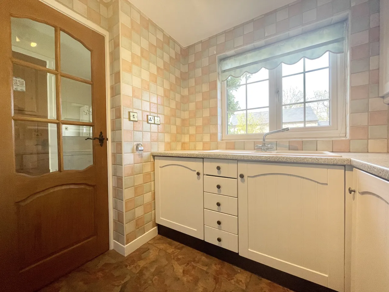 Ringinglow Road, Sheffield, S11 7PP, photo 4