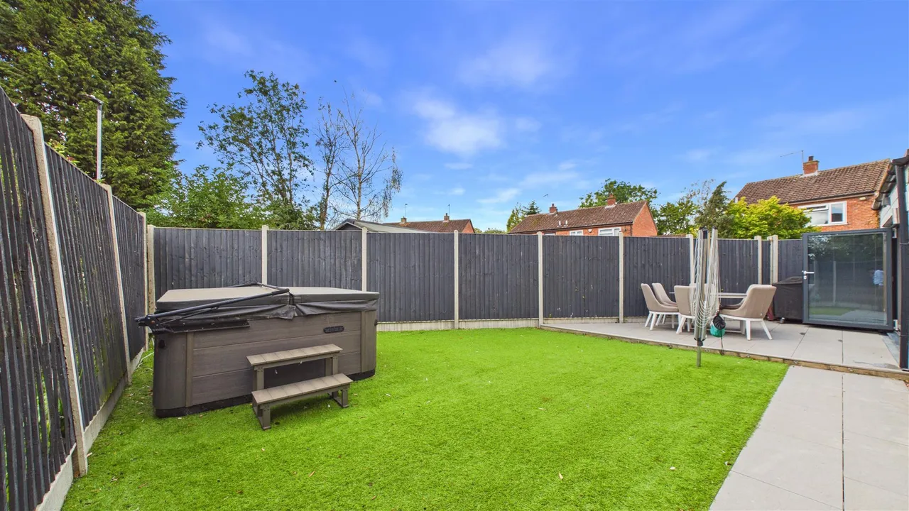 Wisbech Road, Thorney, photo 10