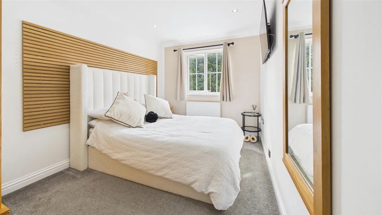 Wisbech Road, Thorney, photo 17