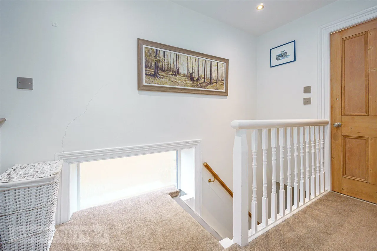 Jaggar Lane, Honley, HD9, photo 8