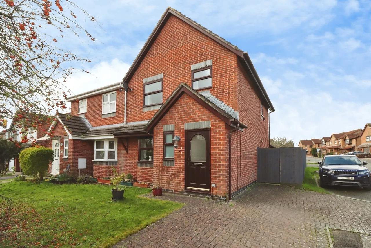 3 bed house for sale — Gallivan Close, Little Stoke, Bristol, BS34