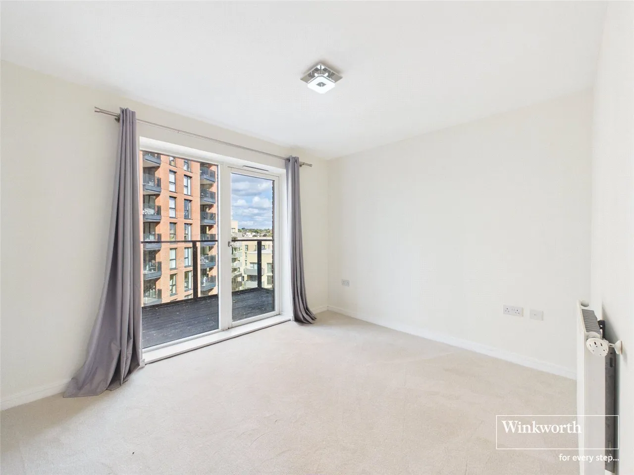 Shearwater Drive, London, NW9, photo 5