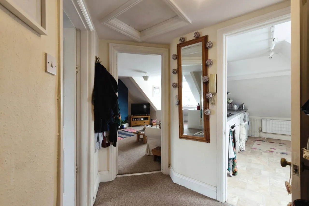 Old Bath Road, Cheltenham, GL53, photo 8
